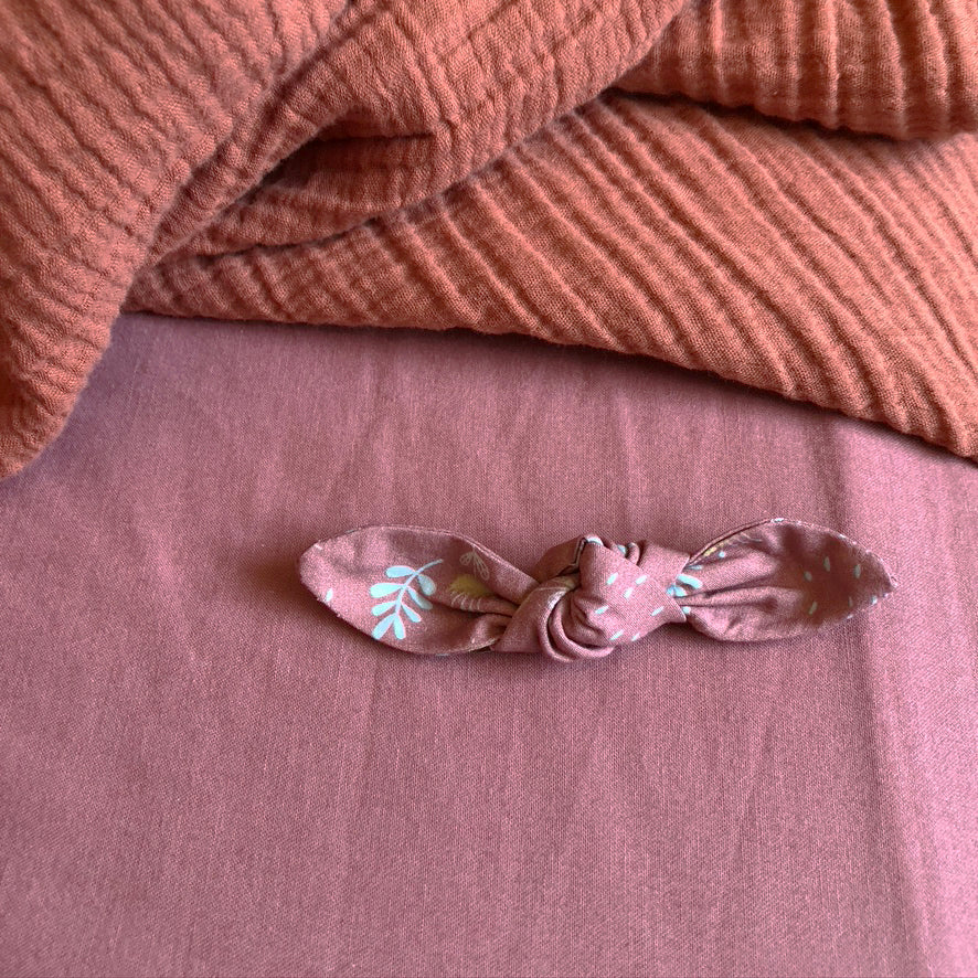 barrette clip nouée motif fleurs d'automne rouge Carotte & Cie