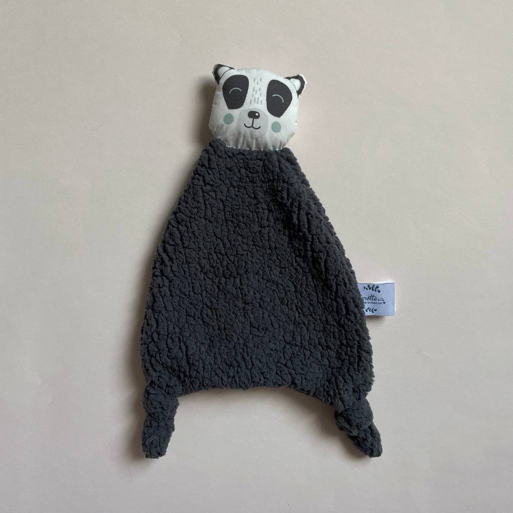 doudou teddy gris anthracite motif panda noir et blanc Carotte & Cie