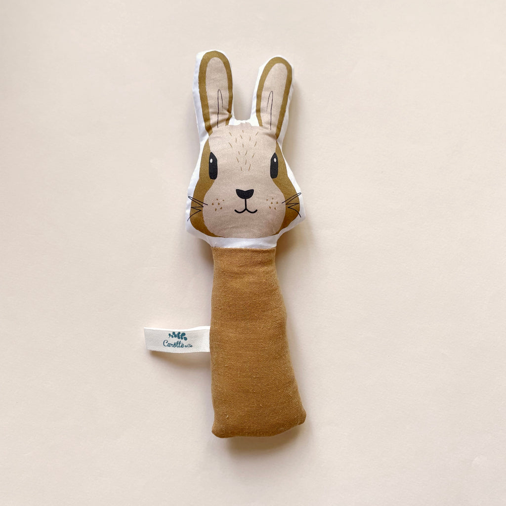 hochet gling gling motif lapin camel Carotte & Cie
